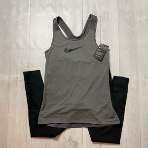 Medium NWT Nike tank & Tights